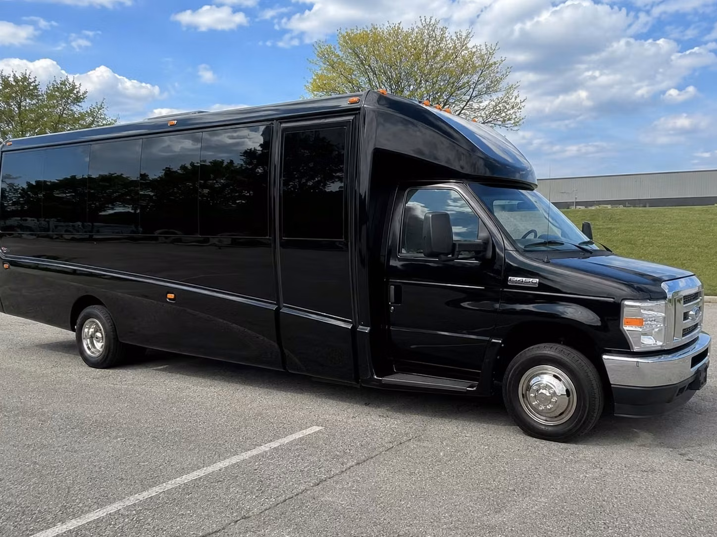 15 passenger minibus